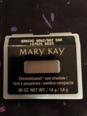 Mary Kay Chromafusion Eye Shadow — Brown (Warm Taupe)